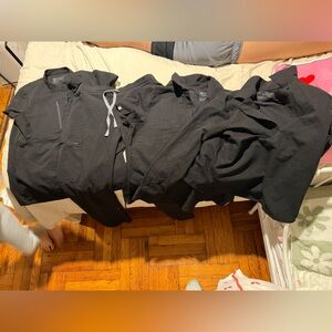 FIGS BLACK SCRUBS SET